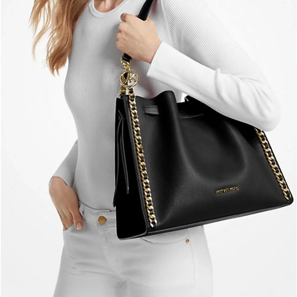Michael Kors Large Chain Shoulder Bag BRAND NEW